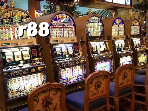 r88 featured game showcase